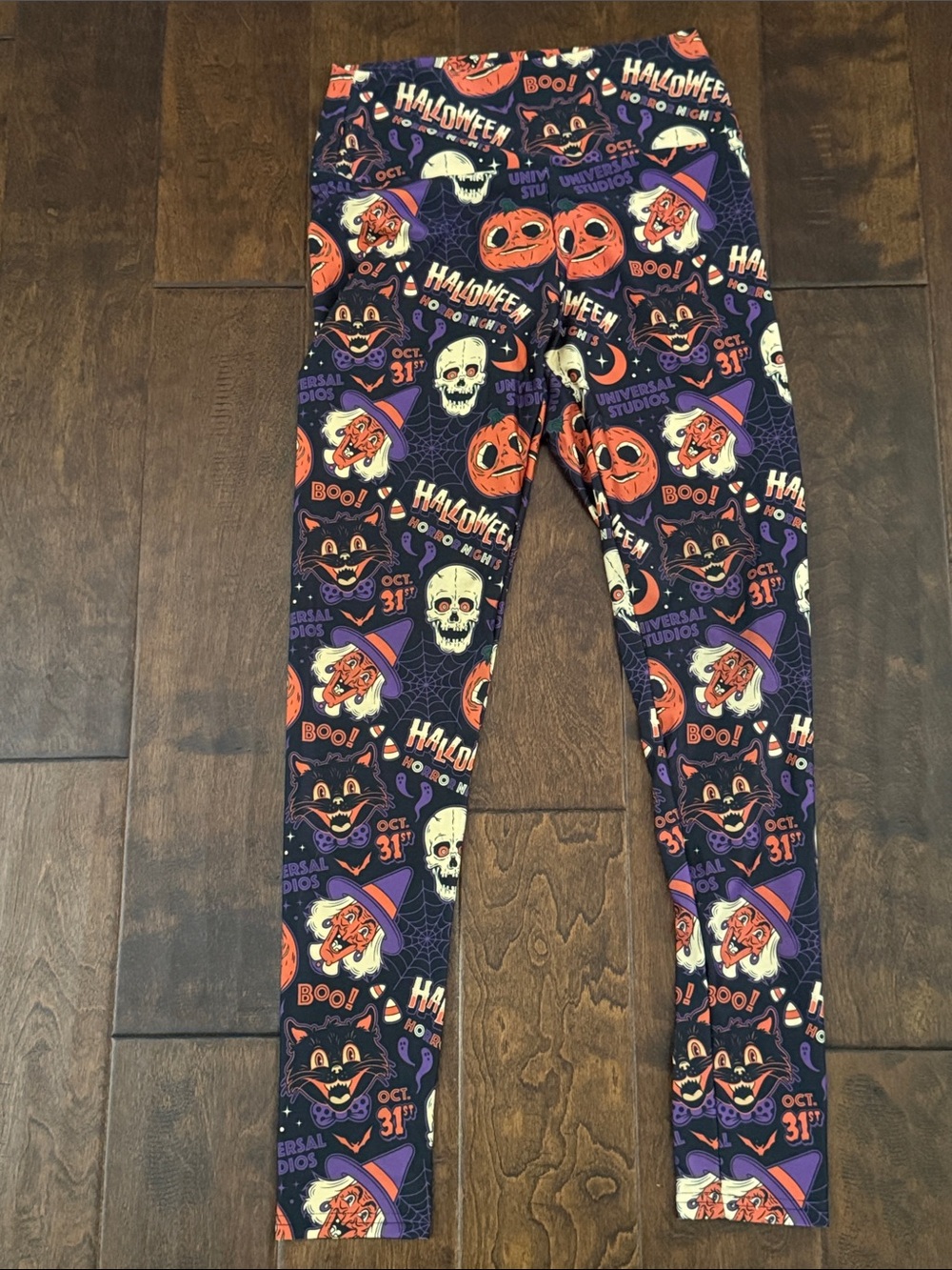 Universal Studios Orlando  Halloween Horror Night Print Leggings NWOT - HHN
